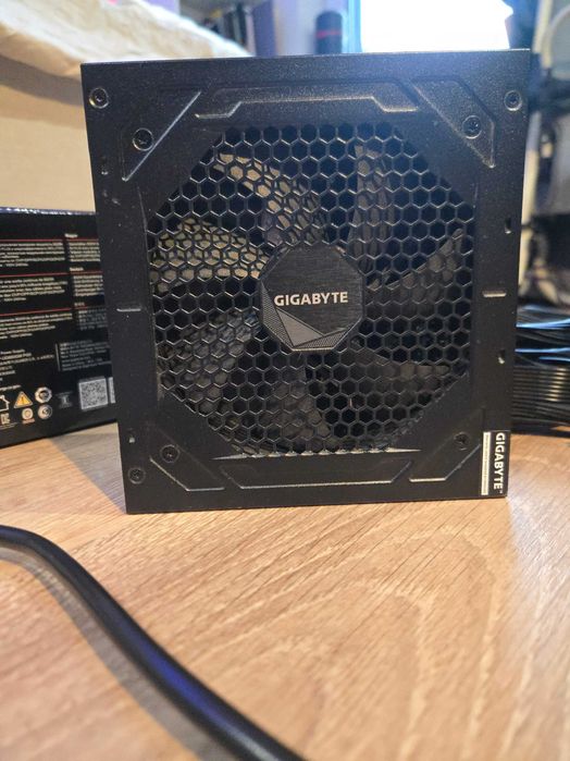 GIGABYTE UD850GM PG5 V2 850W / Zasilacz / Power Supply