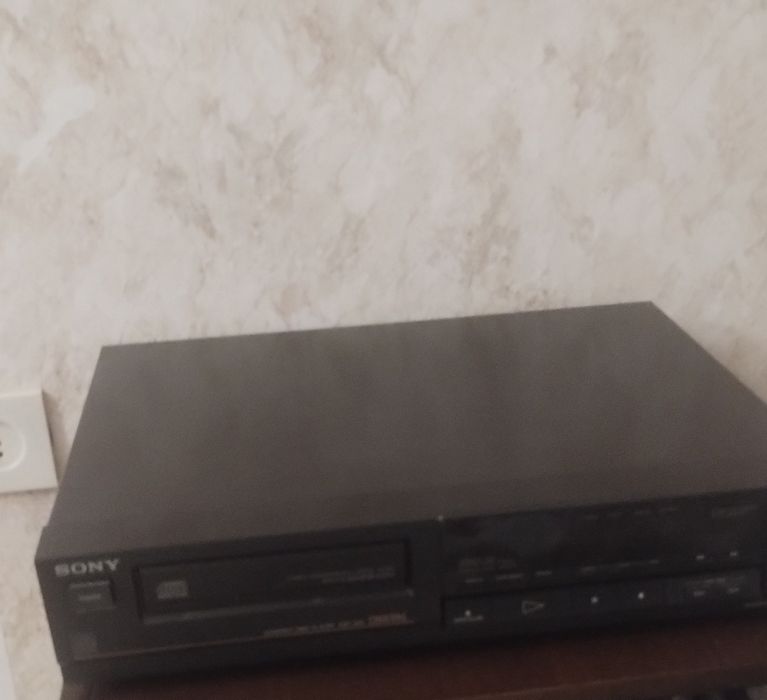 CD програвач Soni