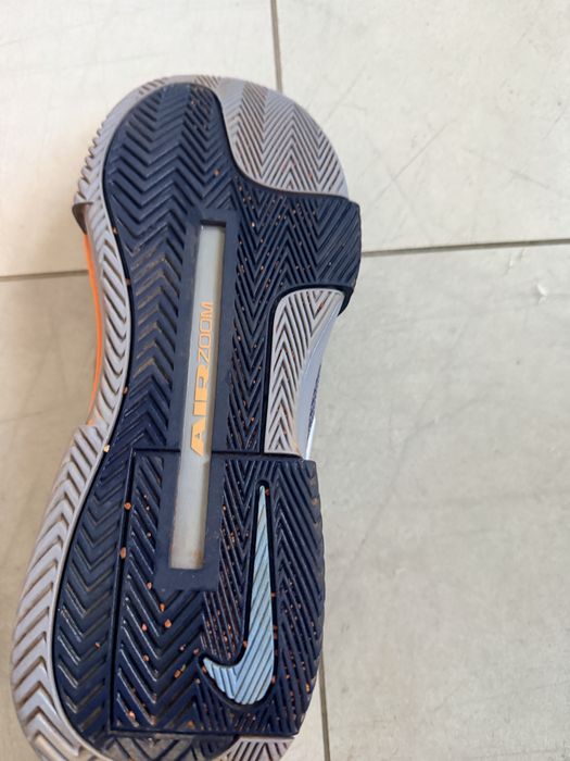 BUTY Tenisowe NIKE GP Zoom Challenge 1 rozmiar 43