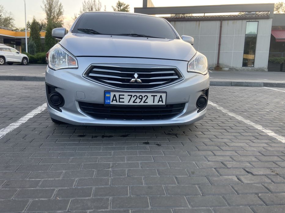 Митсубиси мираж