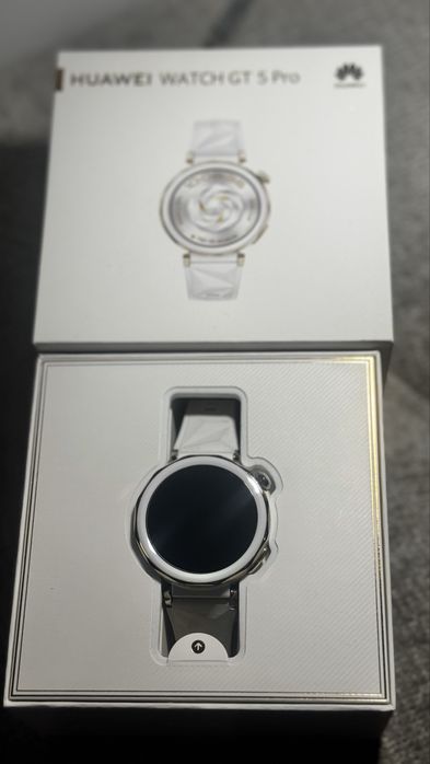 HUAWEI WATCH GT 5 Pro 42 mm Smartwatch