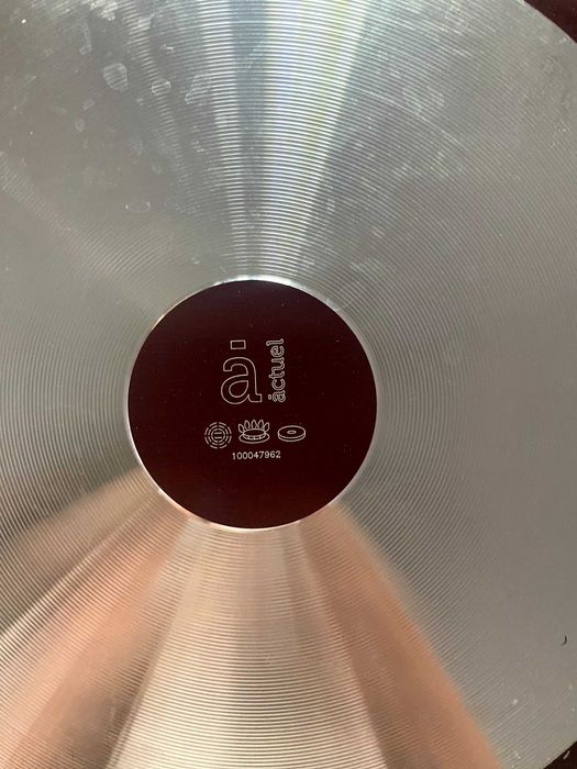 Panela com tampa,  actuel não apta indução 26cm