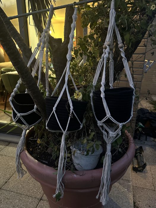 Floreiras com suspensão Macramé