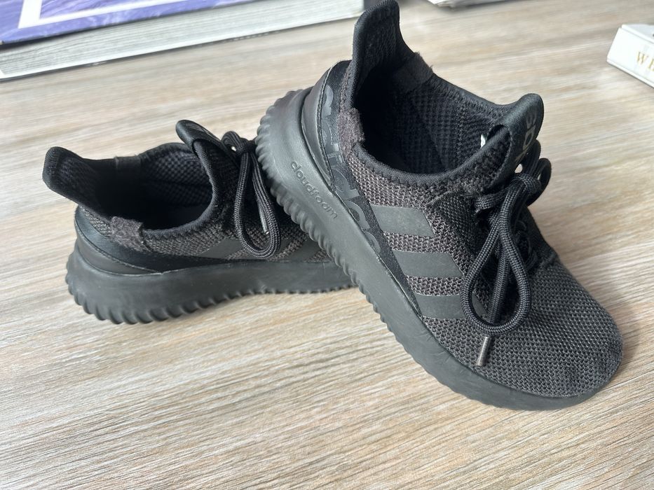 Кросівки Adidas 35 розмір