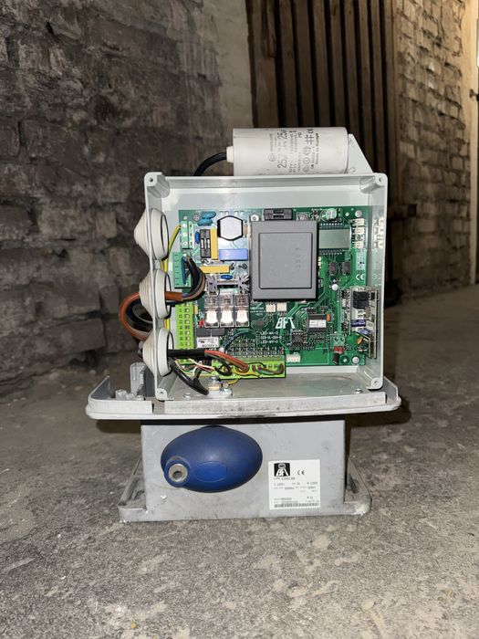 Automat do bramy przesuwny BFT