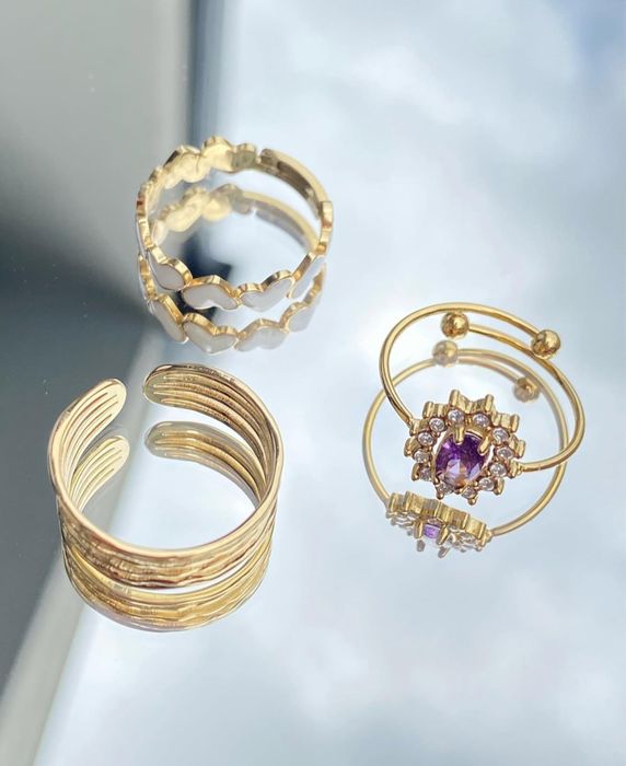 Bijueria em aço inoxidável (pulseiras e anéis)