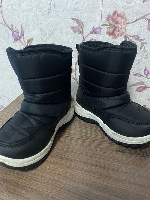 Дутіки,ботинки 25р
