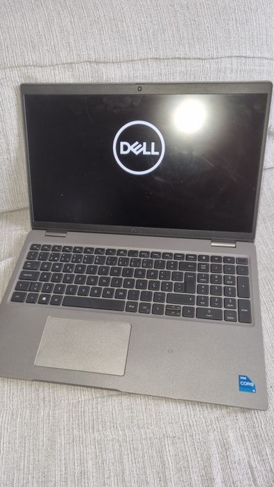 Dell Latitude 5520 i5 de 11th geração