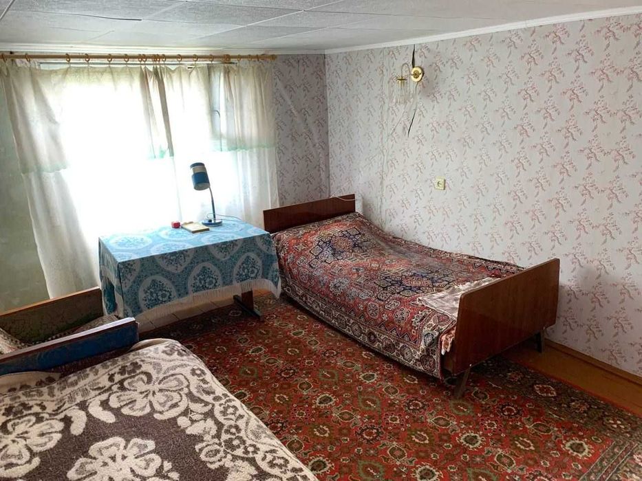 Продаж земельної ділянки з будинком в Чернігівській обл., с. Клочків