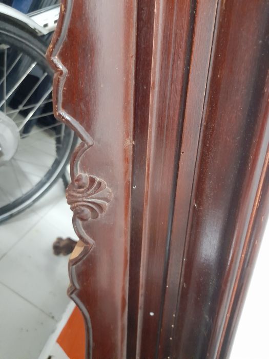 Mesa de centro de estilo com mármore