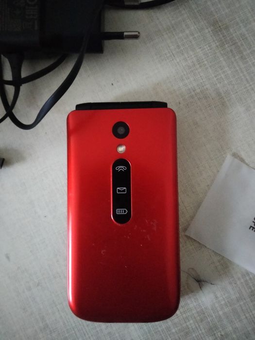 Телефон мобільний кнопочний