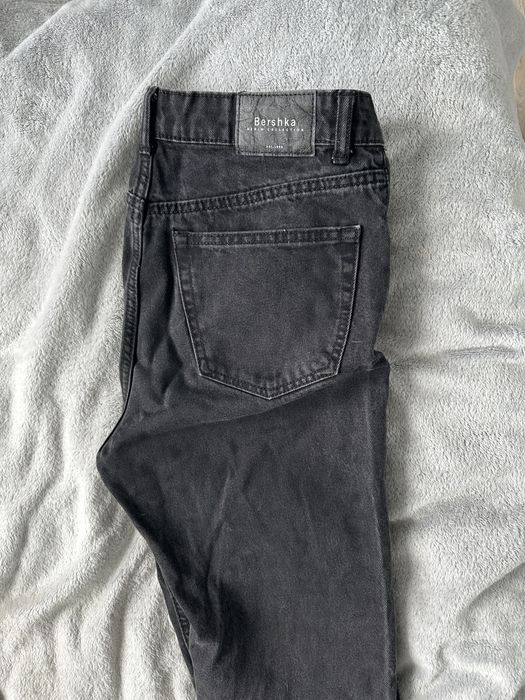 Джинси Mom Bershka EUR 36