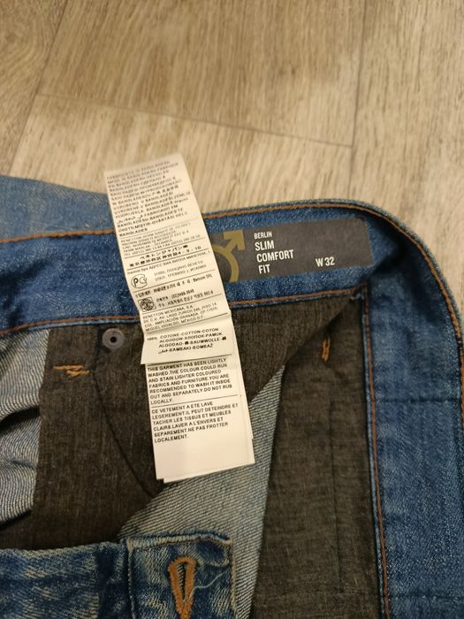 Продам шорты sisley новые