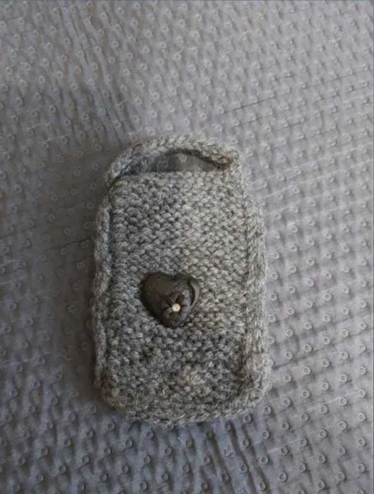 Etui na telefon ręcznie robione