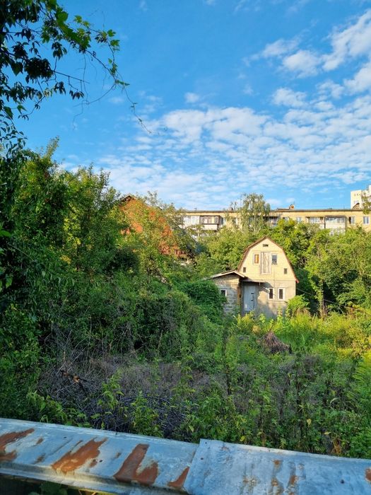 участок, закрытый городок, заезд с Туполева, Мрии 5, метро Нивки, парк