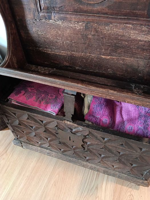 Banco de madeira rústico