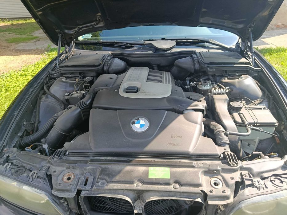 Samochód BME E39 2001r