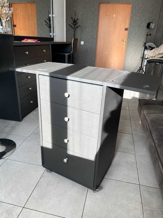 Меблі в салон краси / тумба трансформер