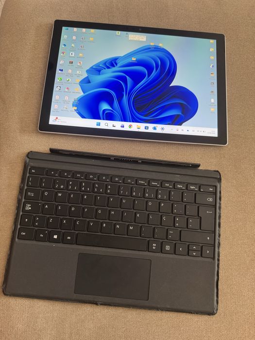 Microsoft surface pro 7