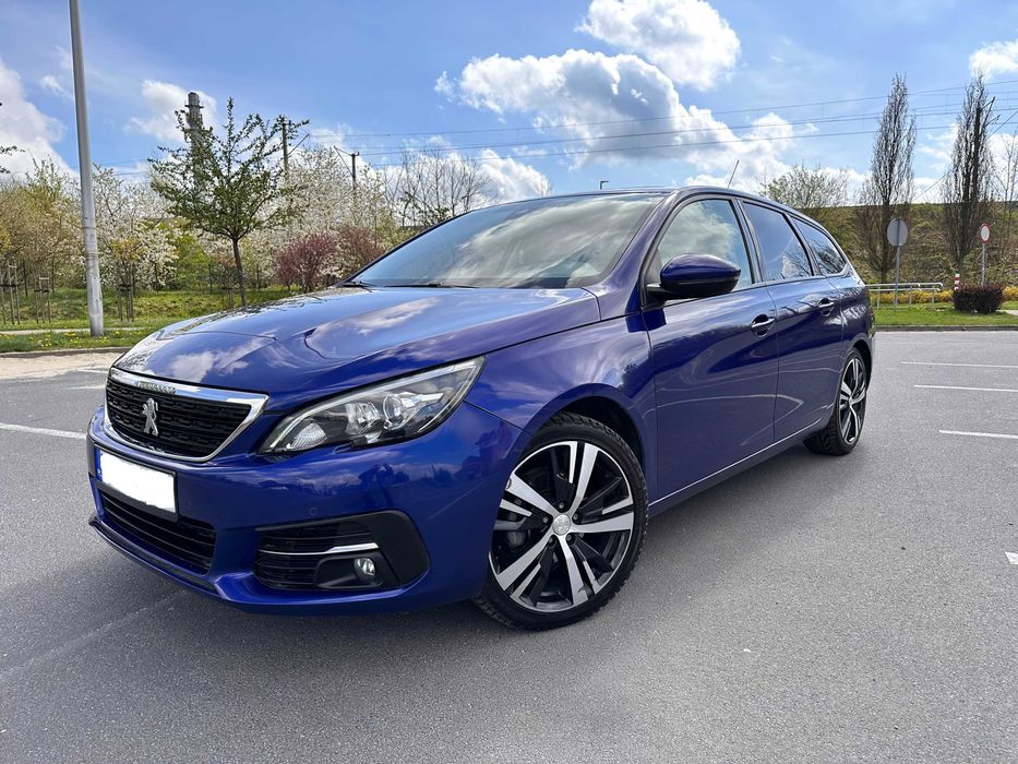 Wynajmę auto 5 osobowe / Krotoszyn/ Peugeot 308 SW T9 /Automat/