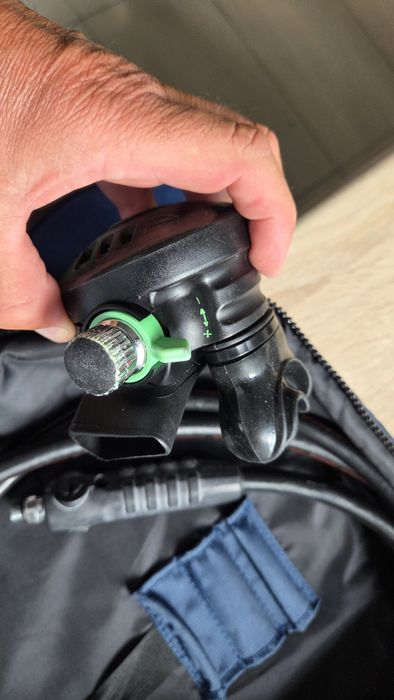 Komputer nurkowy SUUNTO i  automaty APEX