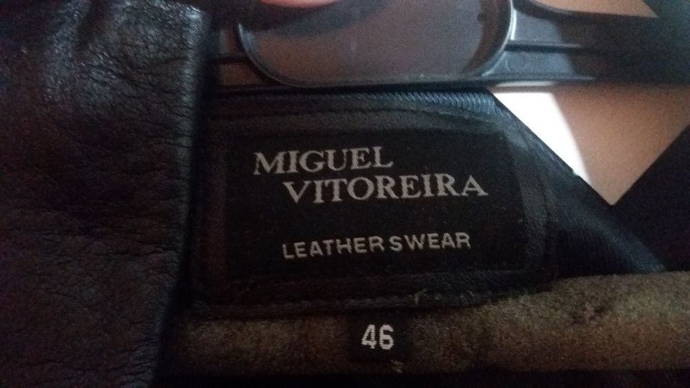 Casaco de couro vintage 90s