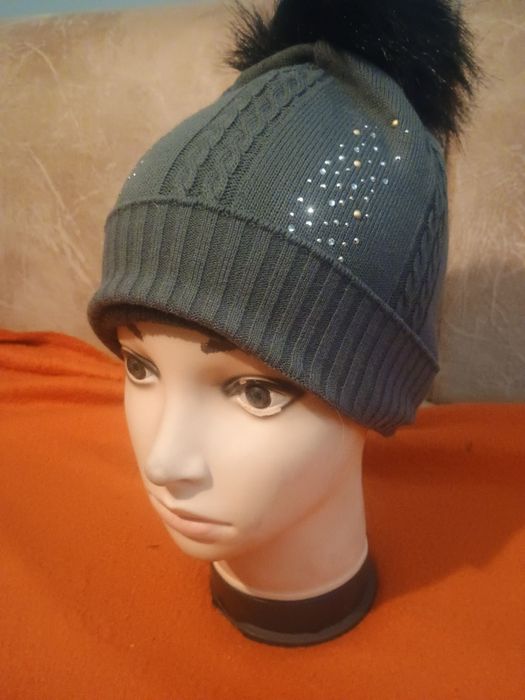 Czapka na dziewczynkę ocieplana
