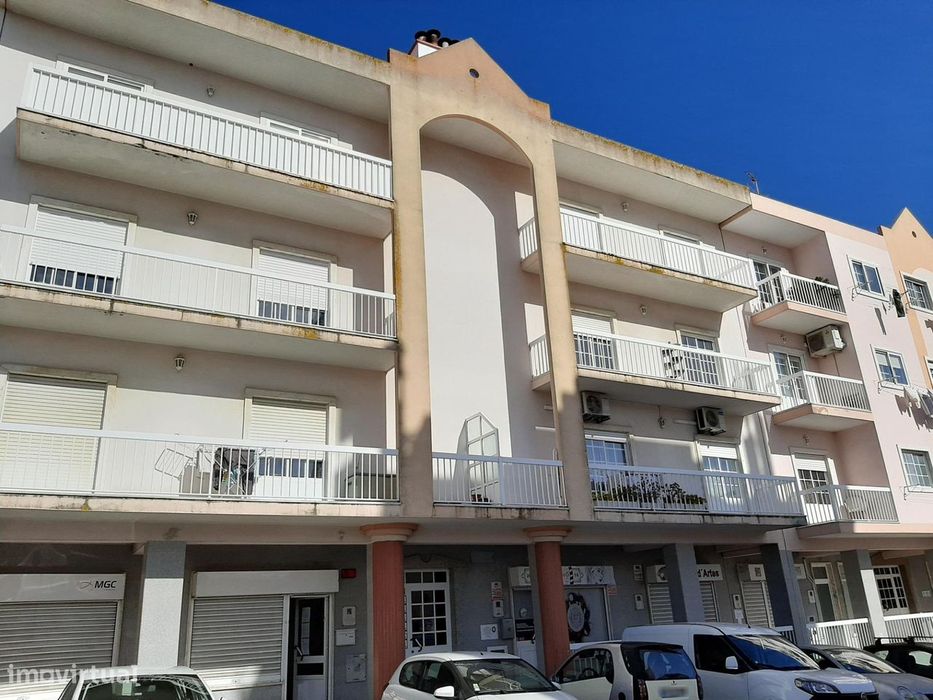 Apartamento T3 com amplas áreas no Seixal