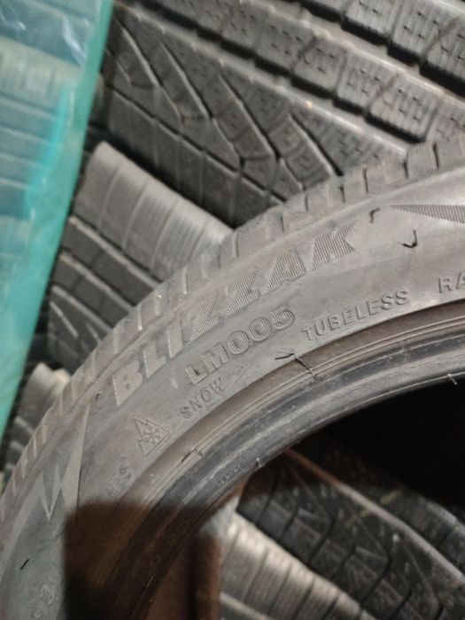 205/50R17 Bridgestone Blizak LM005 z 2021r 6,5mm