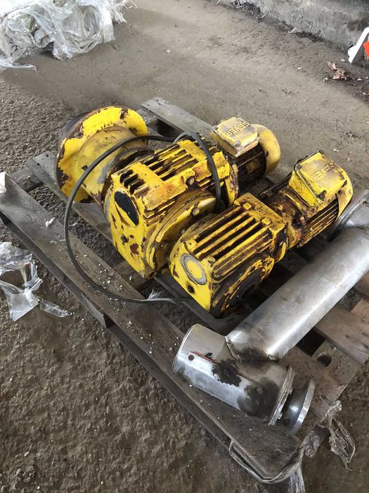 Конічний шнековий змішувач Б/у