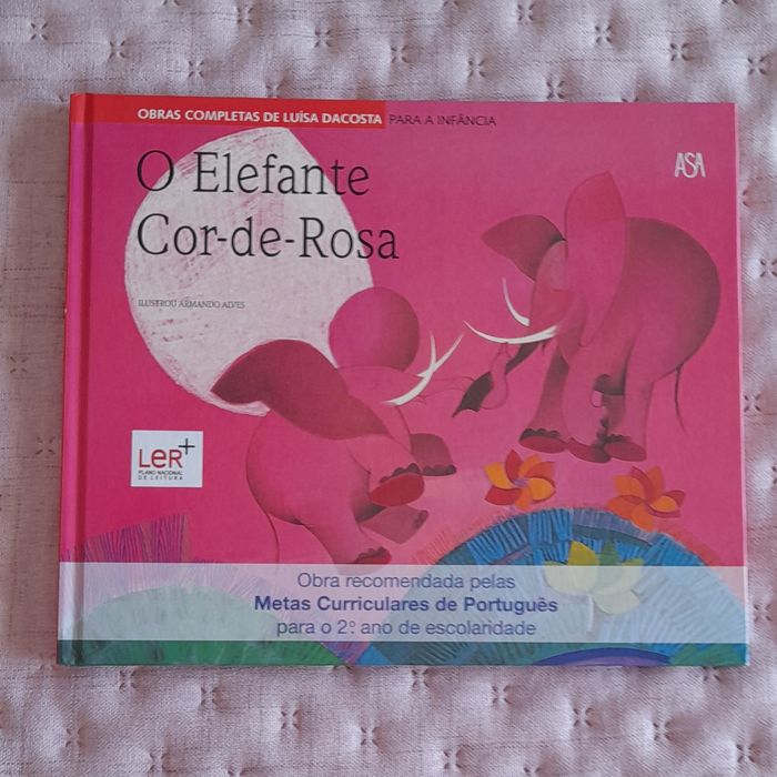 Livro " O elefante Cor- de-rosa"