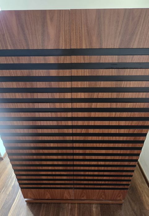 Móvel Aparador em Pau Ferro