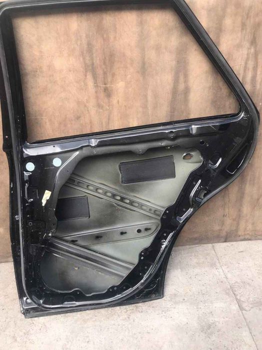 Mercedes ML W164 двері Зад R