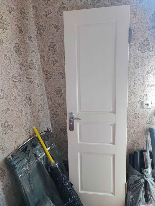 Продам міжкімнатні двері з вільхи
