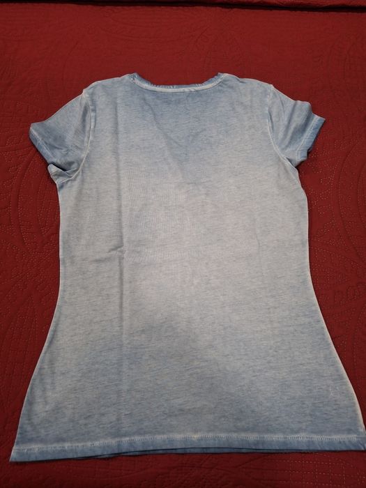 T-shirt salsa cor ganga lavada