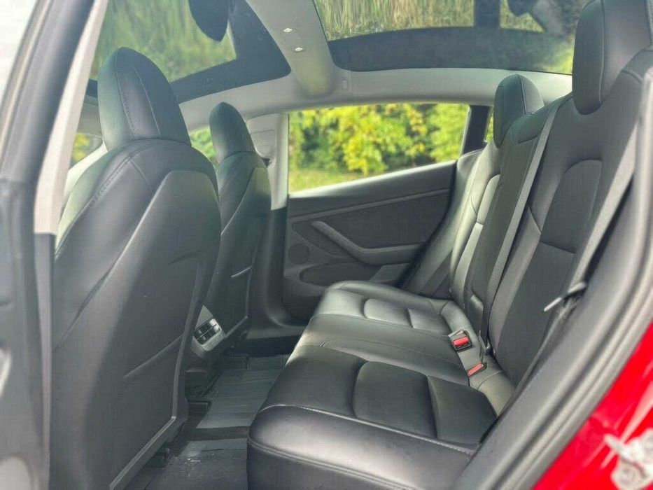 Tesla Model 3 Performance      2023