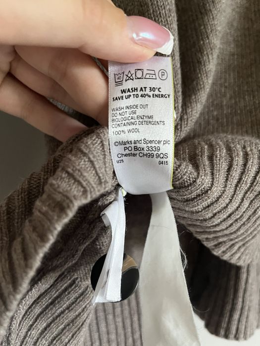 Sweter beżowy na guziki 100% wełna M