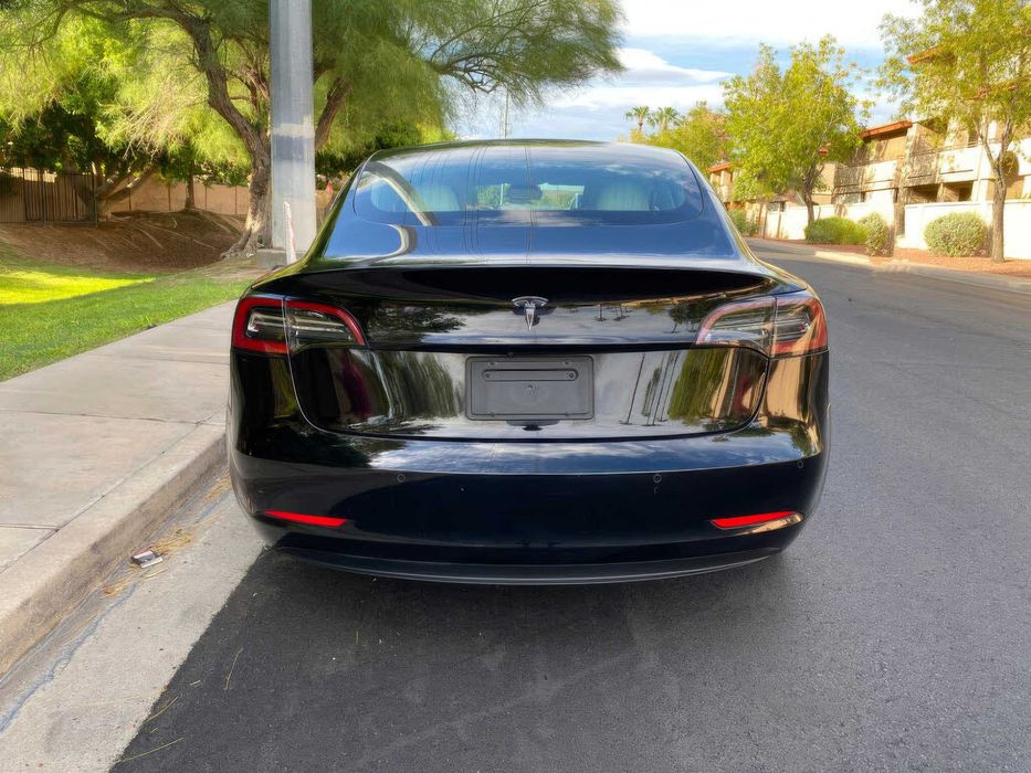 Tesla Model 3 Long Range 2019: 13 000 $ - Tesla Тернопіль на Olx