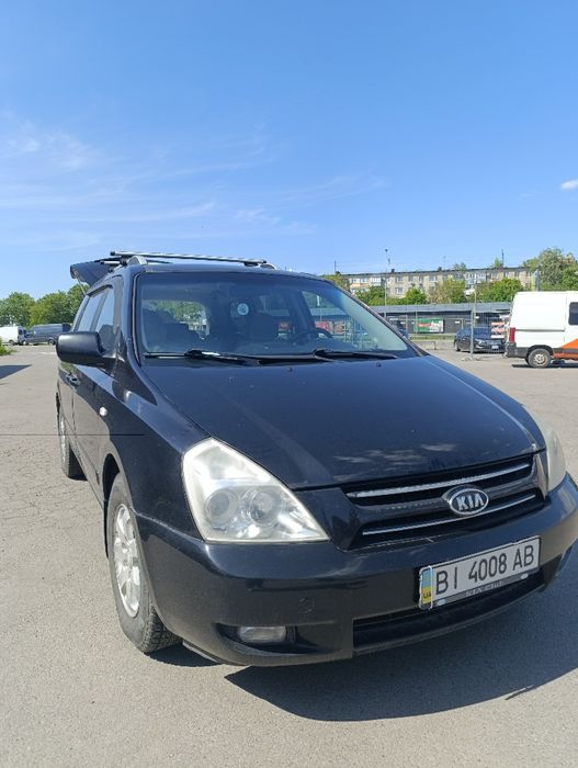 продам Kia Carnival