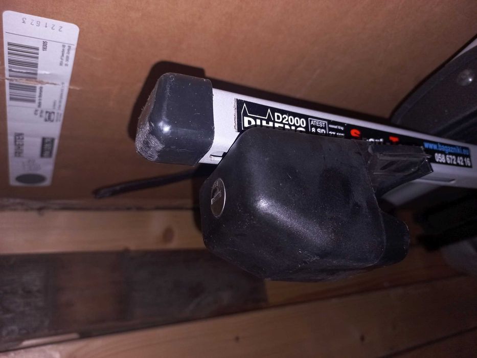 Thule FreeRide 532, 2 sztuki + relingi + 2 dodatkowe mocowania