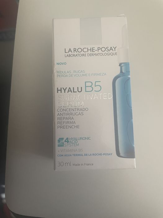 La roche hyalu b5 serum