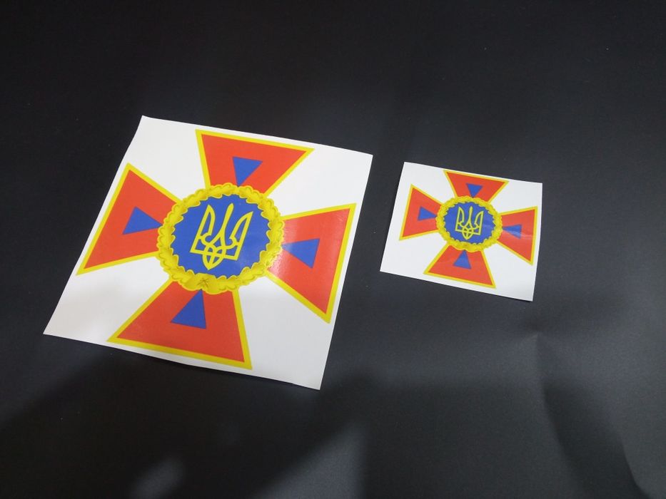 Наклейки на телефон дснс