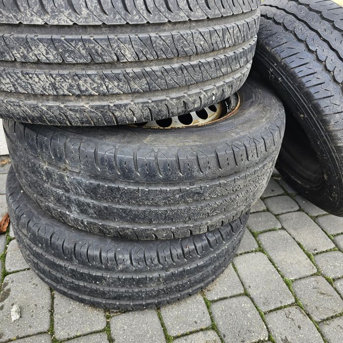 Kola vw transporter 215/65R16C