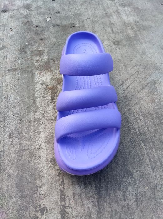 Шлепки женские Crocs