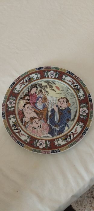 Pratos decorativos porcelana
