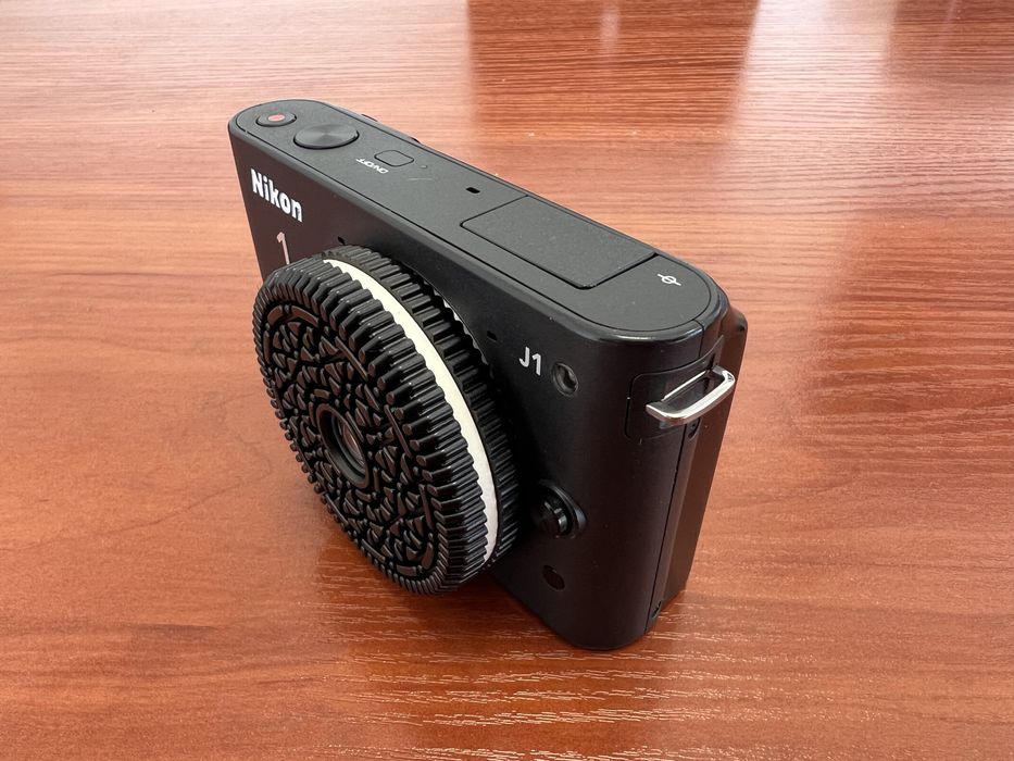 Nikon 1 J1 + obiektyw Oreo