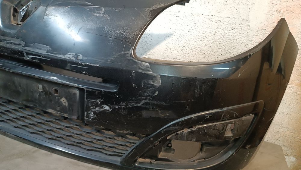 Vendo parachoque de frente Renault Twingo ano 2007/08