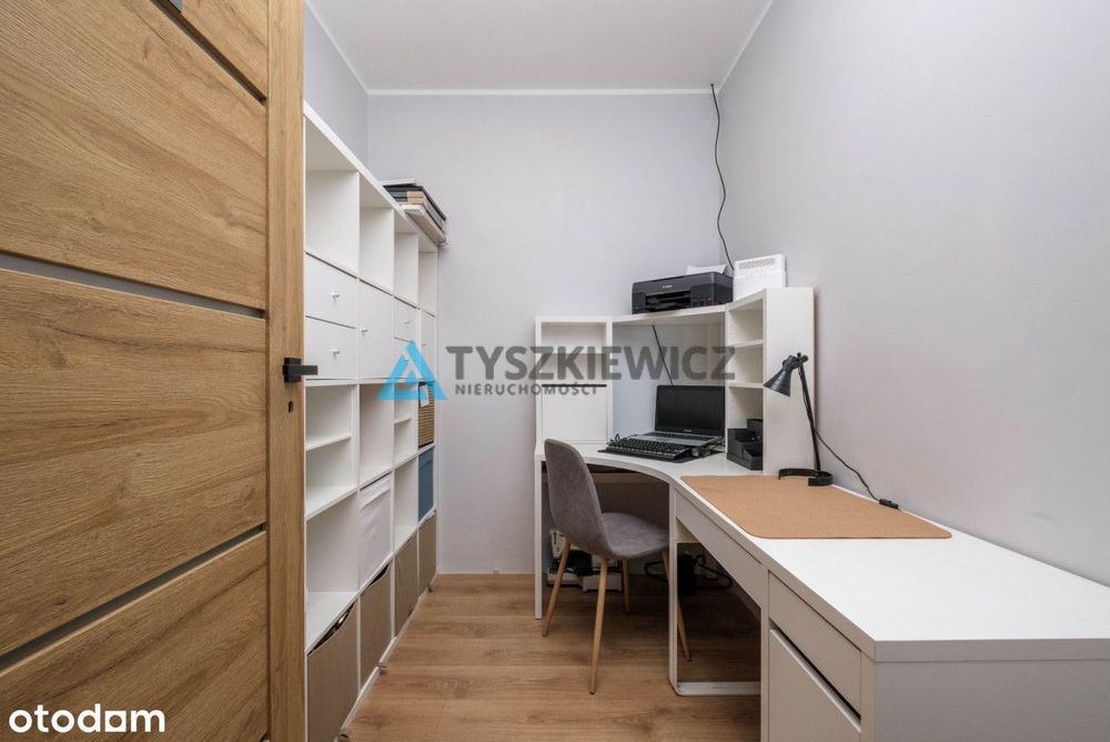 Piękny dom w super lokalizacji - Łapino Kartuskie
