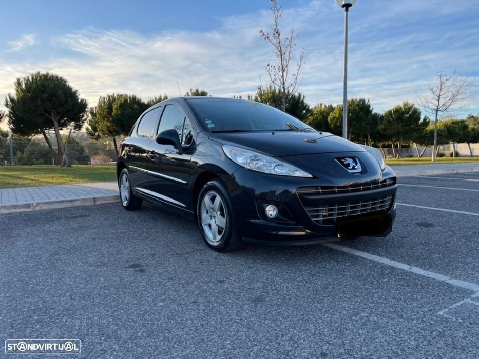 Peugeot 207 1.4 HDI 2011