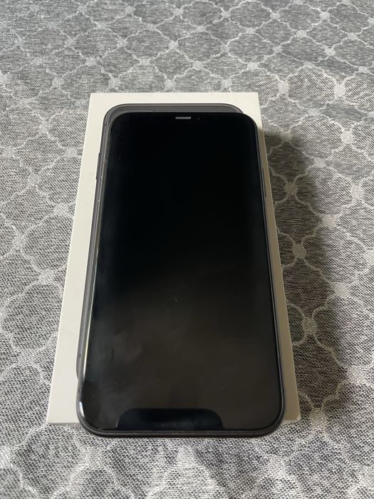 Telefon Iphone 11